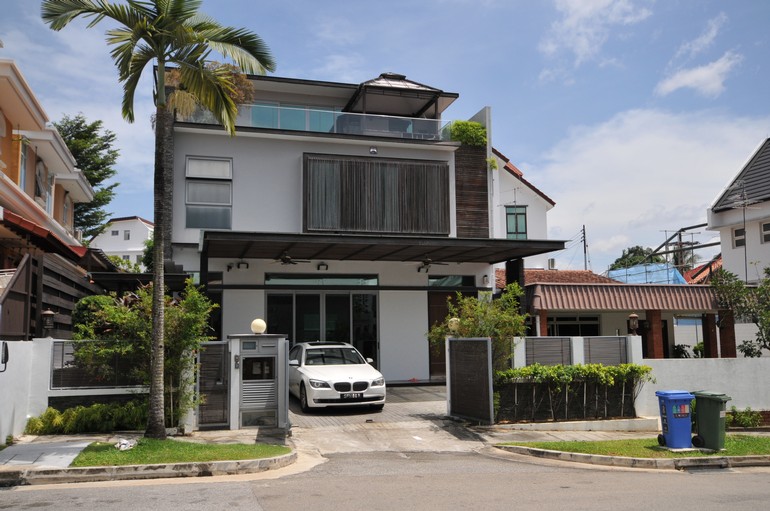 TERRACE HOUSE @ SUNSHINE TERRACE